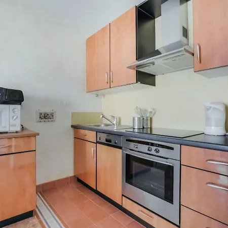 Appartamento Reine Astrid-3 By Interhome *